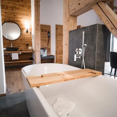 Отель Unternberg Hof 4*